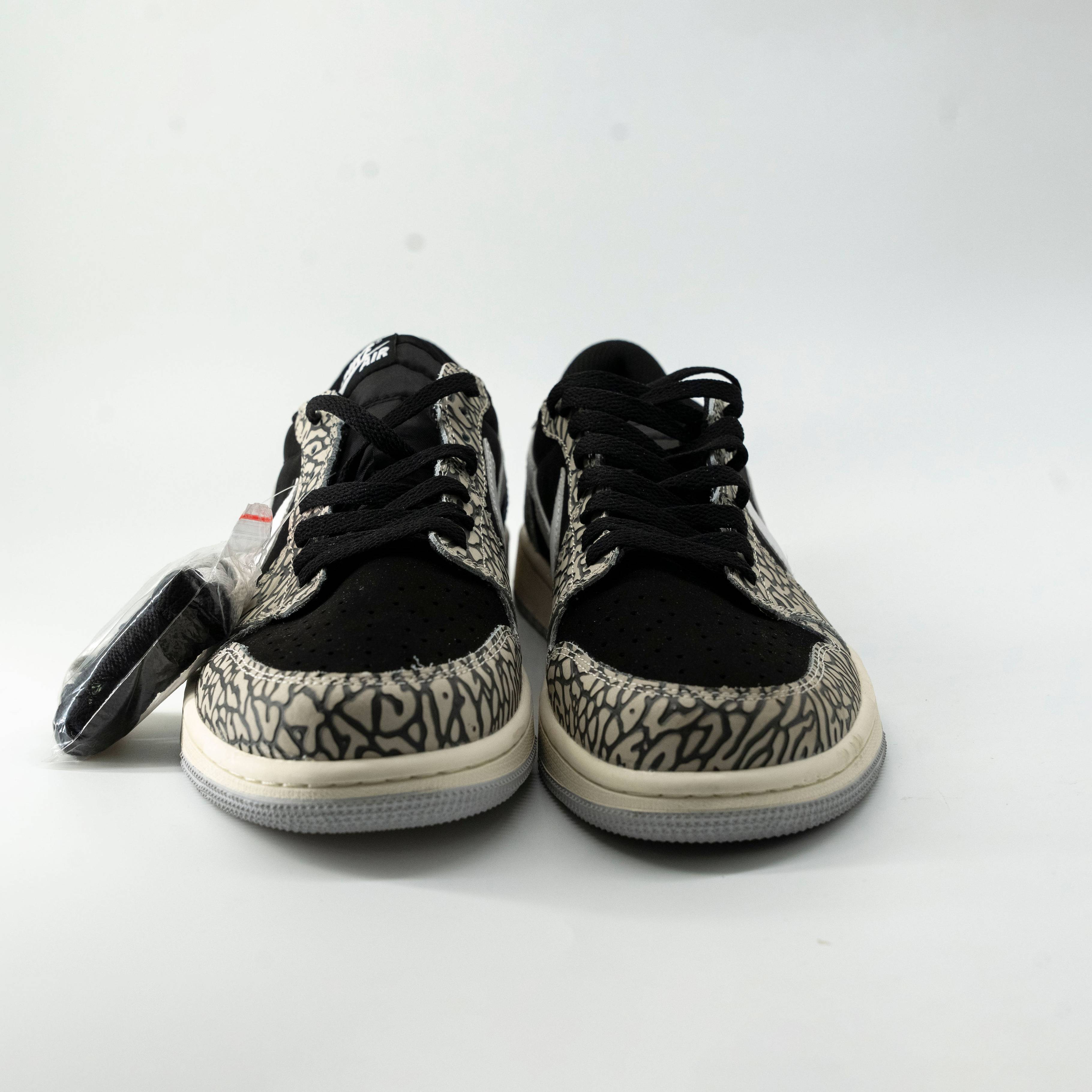 Nike Air Jordan 1 low Retro Black cement