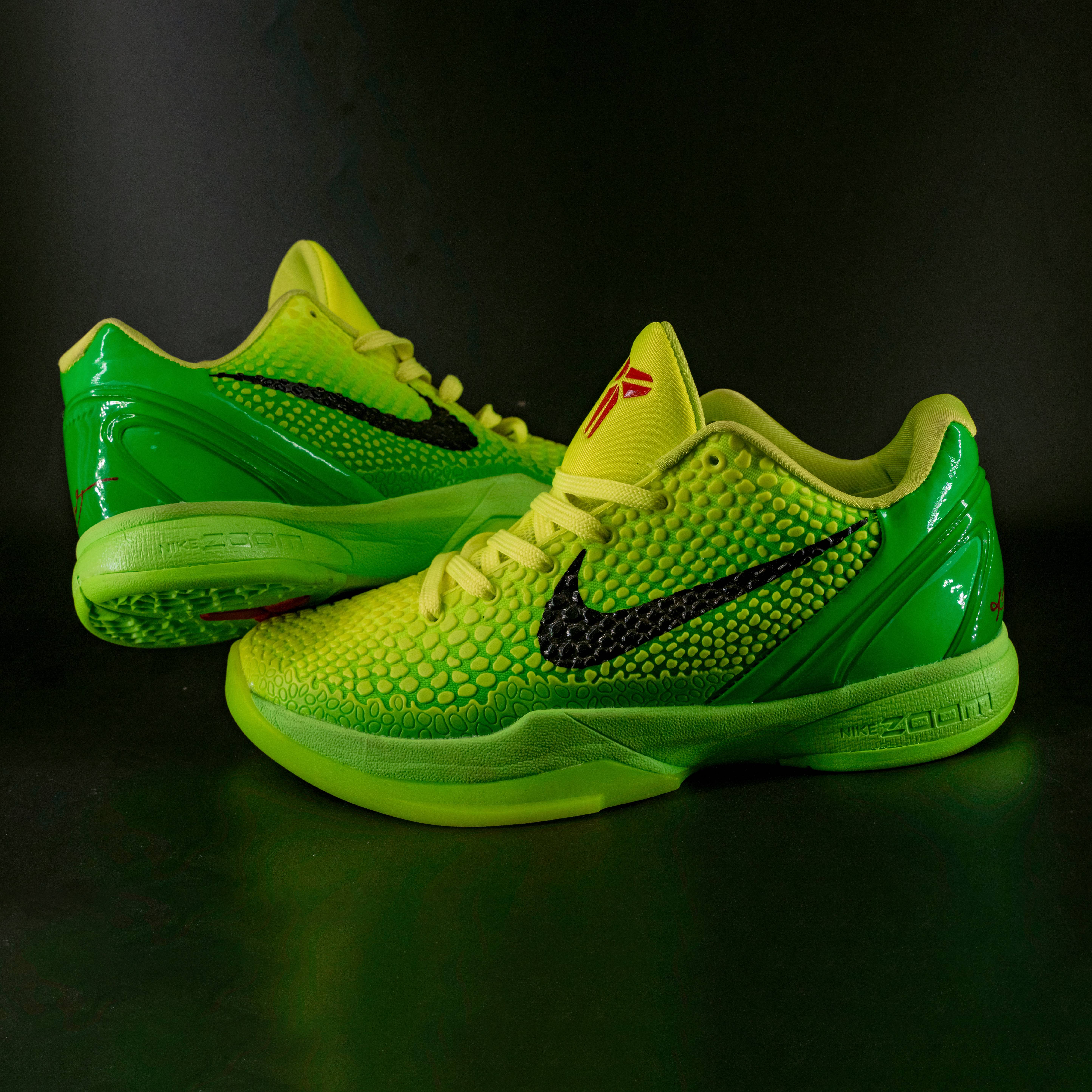 Nike Kobe Grinch