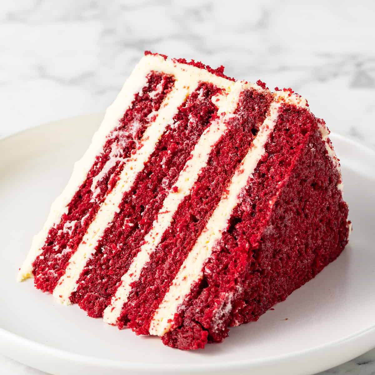 SLICE N CAKES RED VELVET CAKE