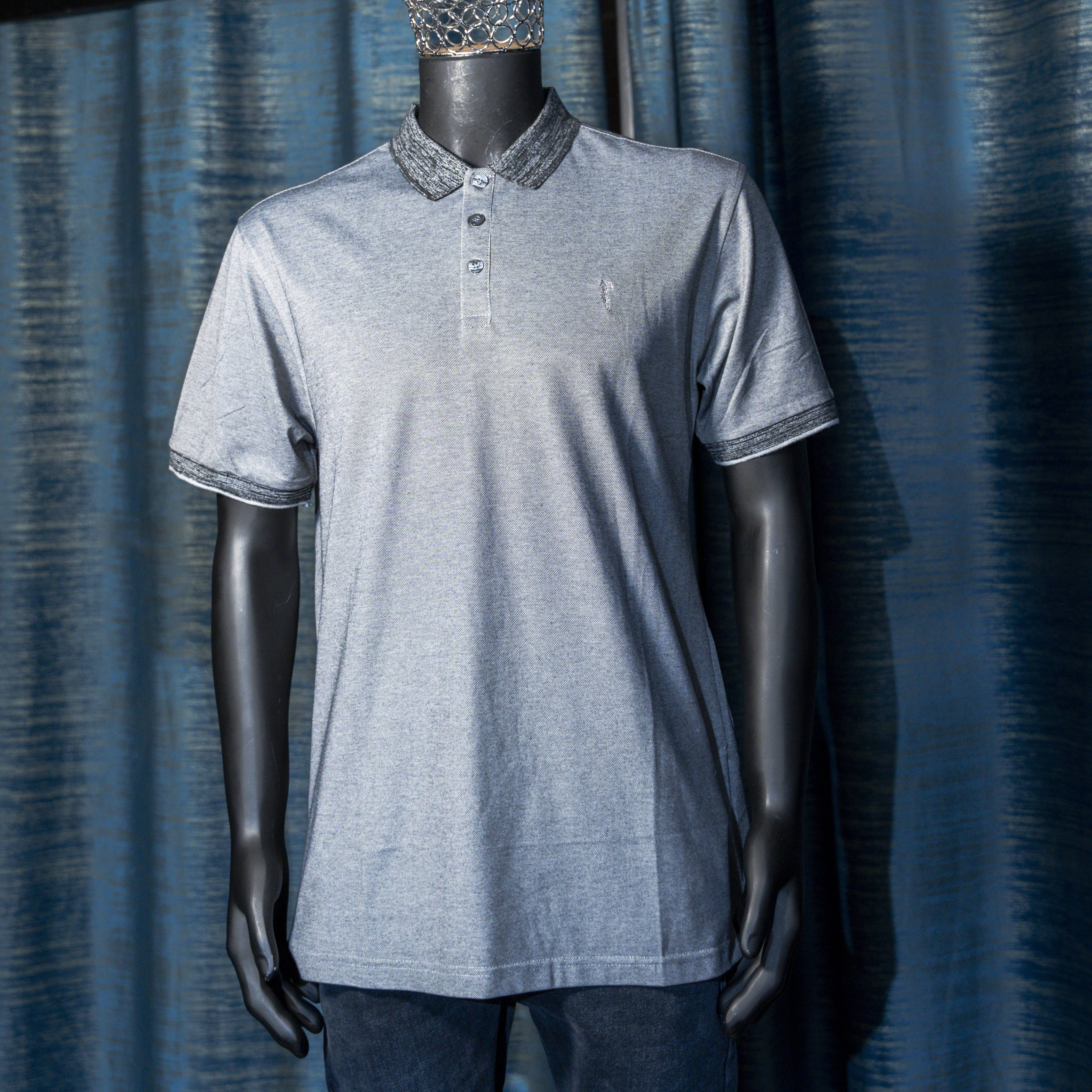 Men's Gray Short Sleeve T-Shirt with Textured Collar