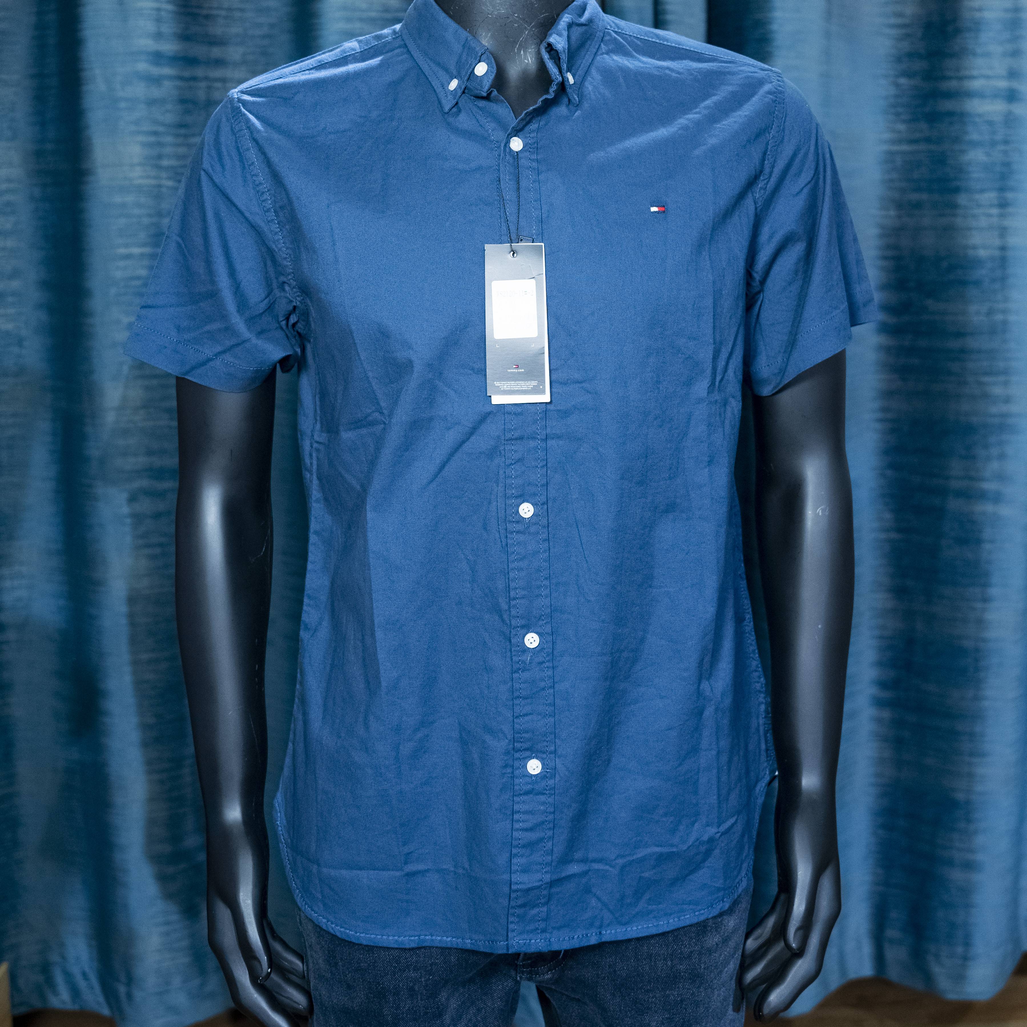 Men's Blue Short-Sleeve Button-Up Shirt