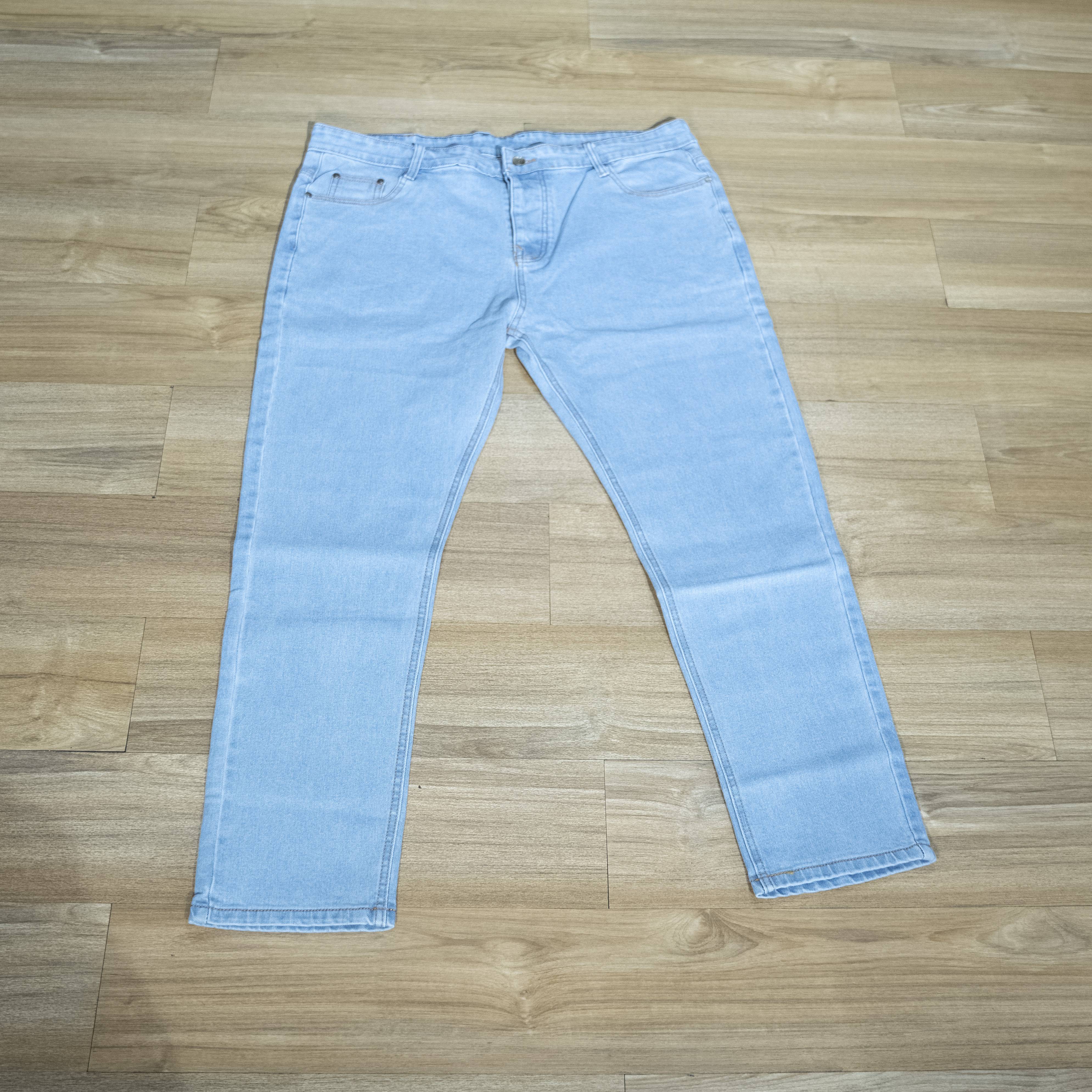 Men's Light Blue Slim-Fit Jeans