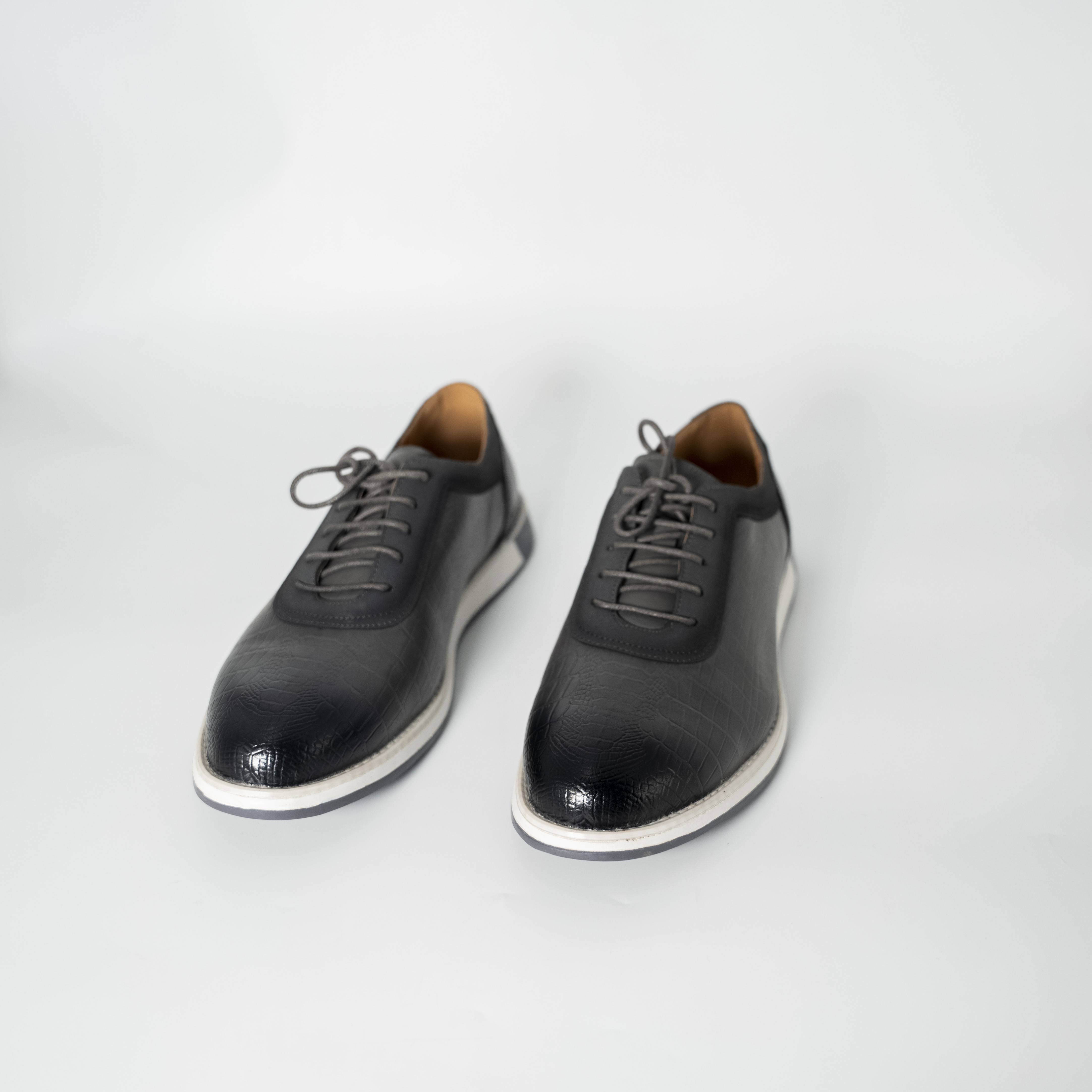 Men's Black Textured Oxford