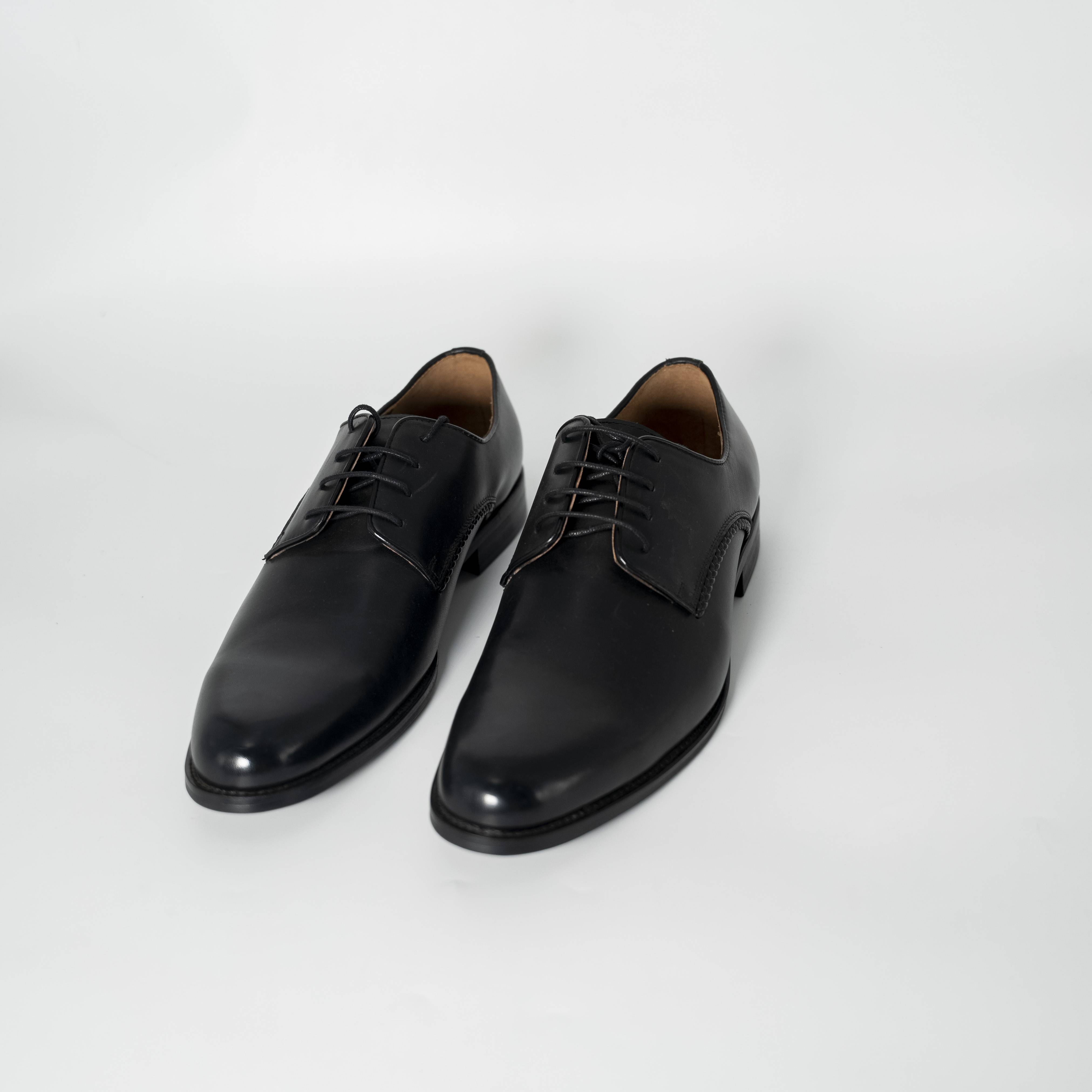 Men's Black Plain Toe Derby Shoes