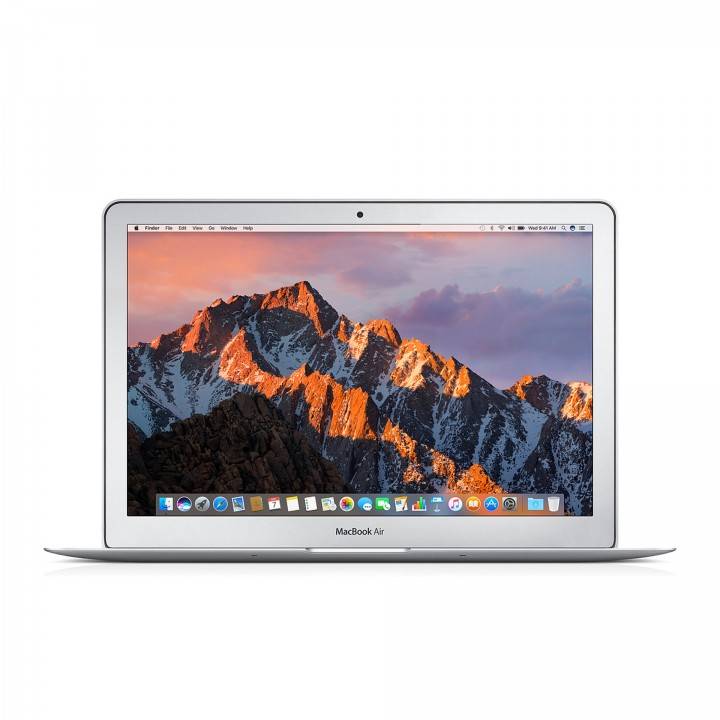 Macbook air 2015 13 inches Core I5  8GB RAM 128GB SSD