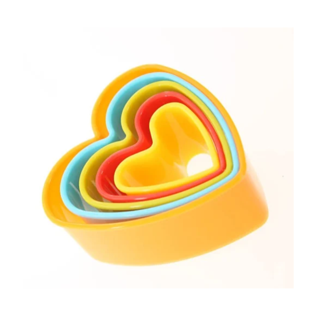 5 PIECE HEART SHAPED COOKIE CUTTER