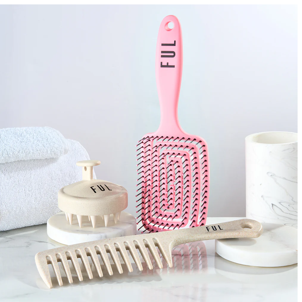 COMB FOR CURLY HAIR-PINK