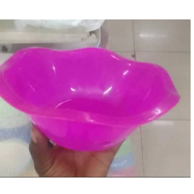 PLASTIC BOWL WITH WAVY 1 PC