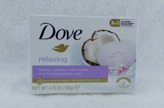 Dove relaxing beauty cream bar with coconut