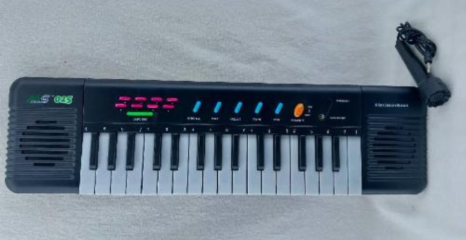 32 Keys Electronic Keyboard