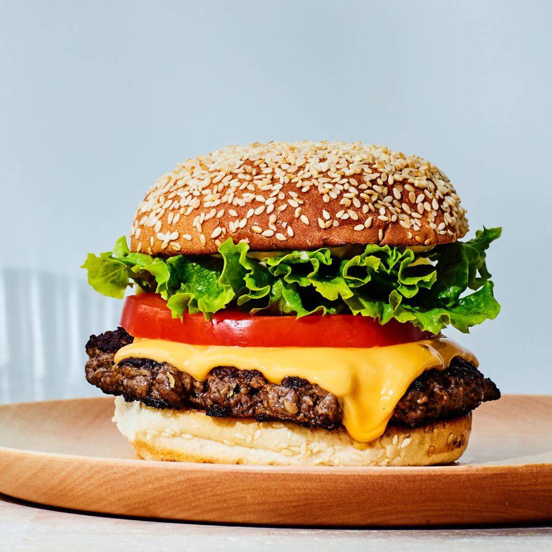 CHEESE BURGER
(Cheese Burger from the Dontez burger menu)