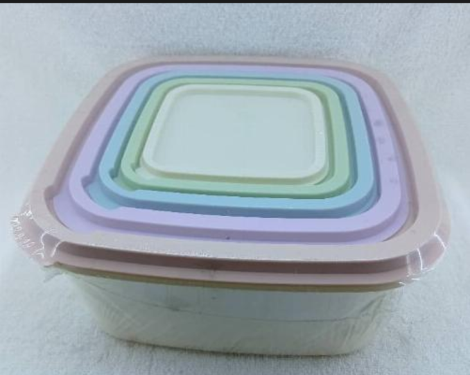 Plastic container 11