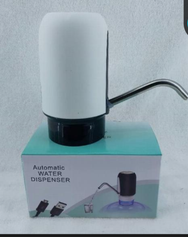 Automatic water dispenser
