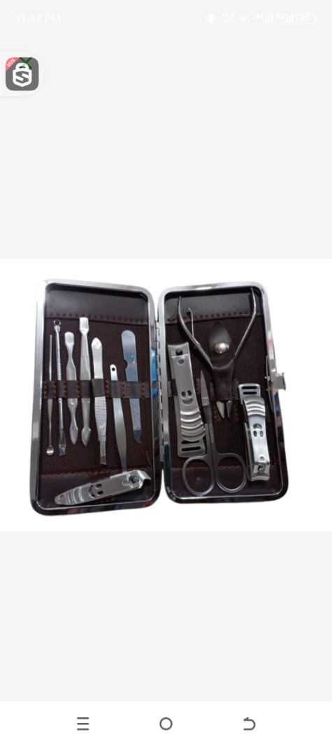 Nails clippers and beauty tool set