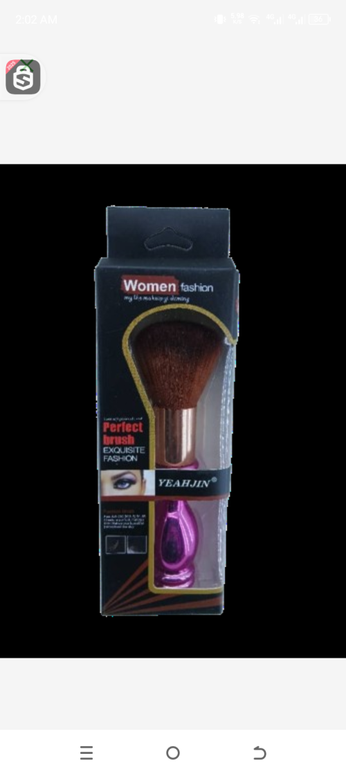 Women perfect fashion brush