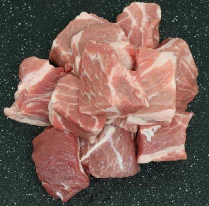 Fresh frying pork Bone in  1/2kg