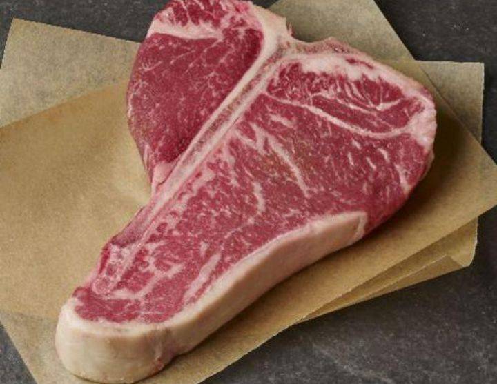 T-bone steak pork 1/2kg