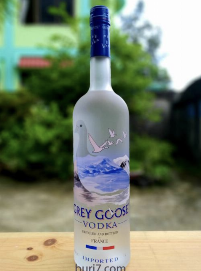 Grey goose 1L vodka with 40%Alc