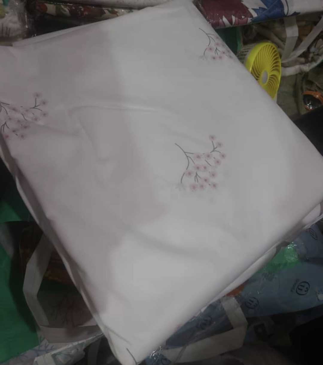 Bed sheets cotton size of 2.2m*2.2m with 2pillows case
