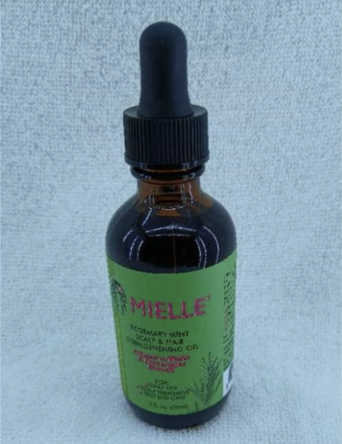 Mielle Rosemary mint scalp& hair strengthening Oil 59mL