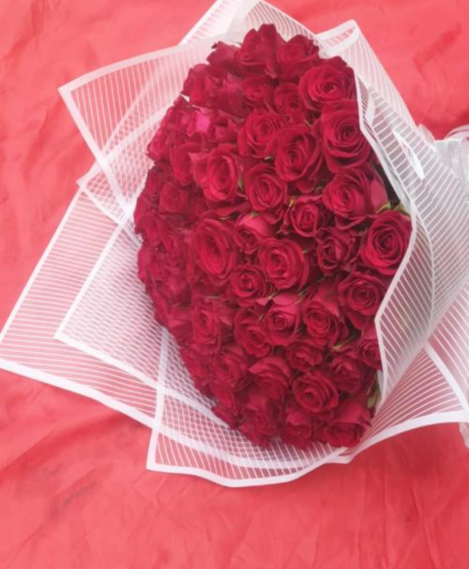 All Red Roses flowers Bouquet