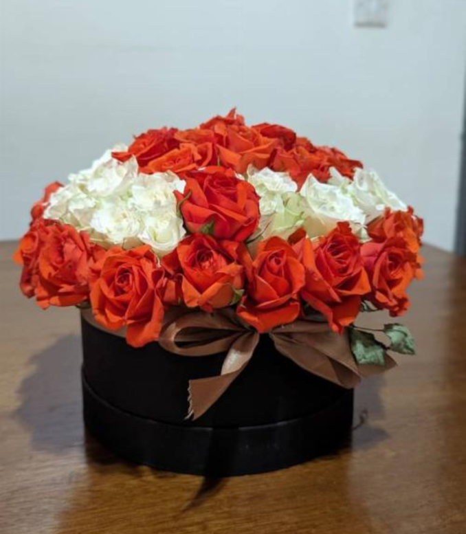 Elegant Box of Beautiful Orange and white Flowers