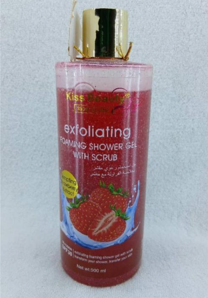 Kiss Beauty exfoliating Foaming Shower Gel with Scrub STRAWBERRY 500ml