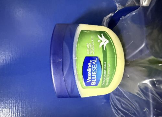 Vaseline Blue seal Aloevera