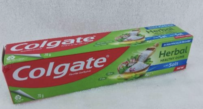 Colgate Herbal Healthy Gums with Salt 70gr