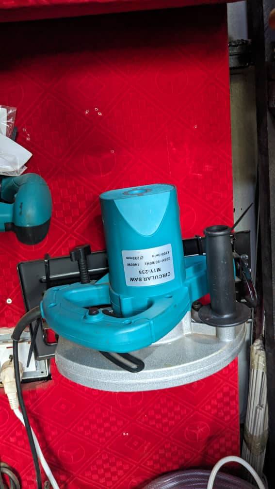 Circular saw model M1Y-235