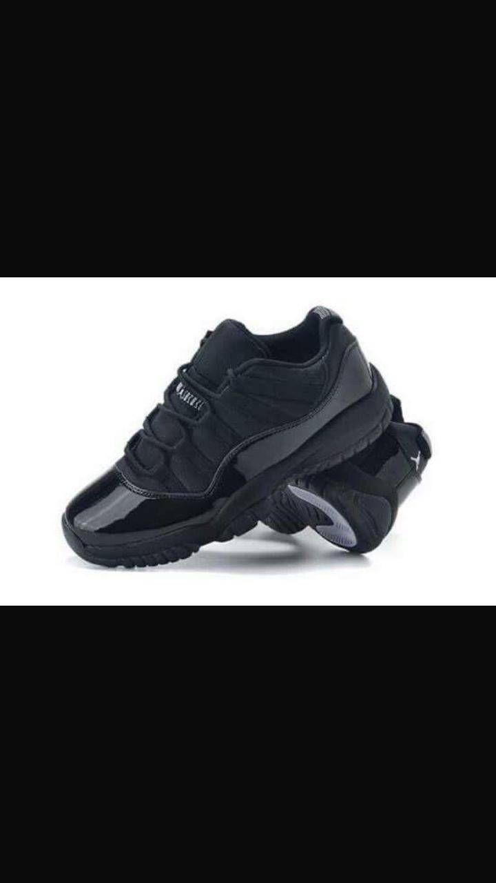 Air Jordan 11 Low Retro