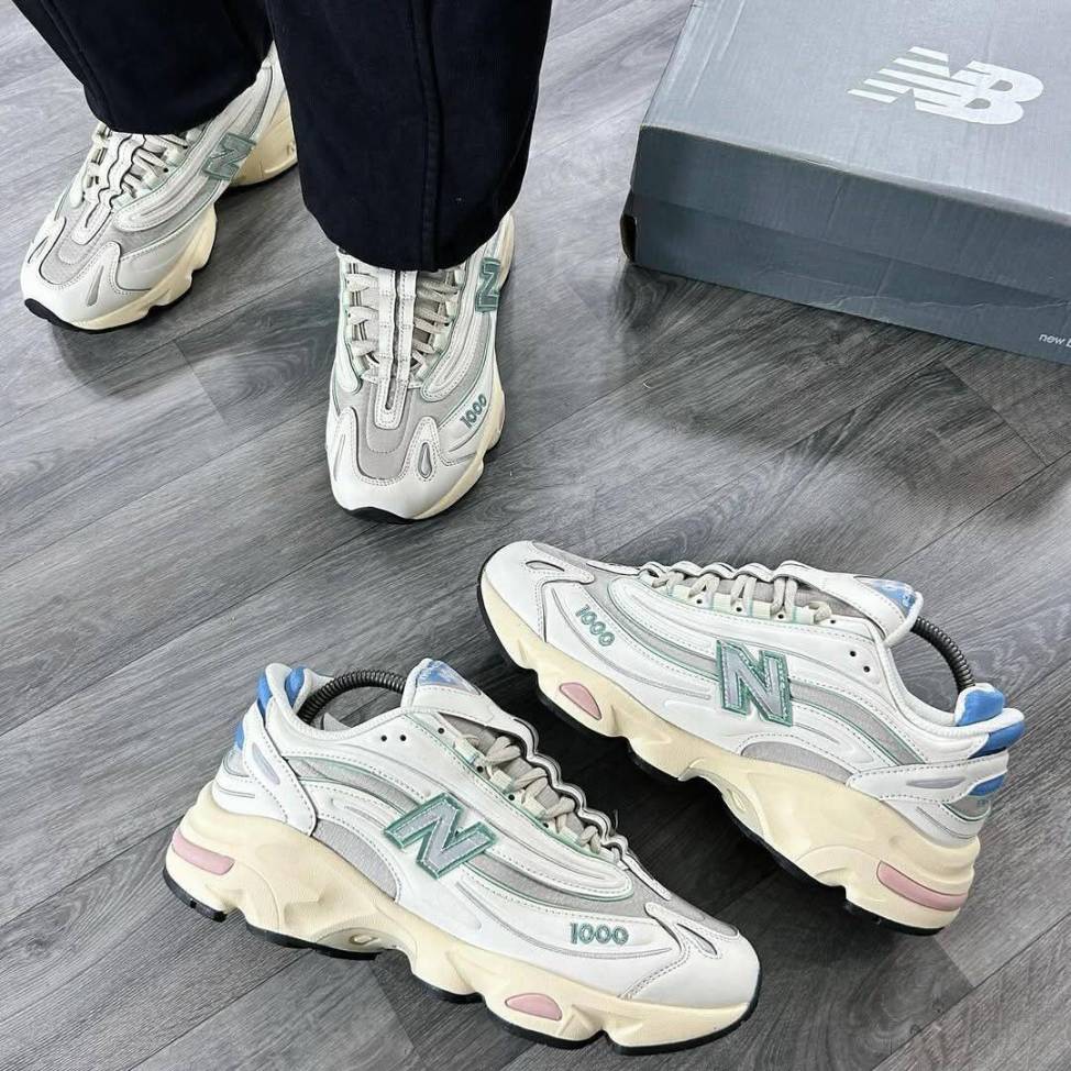 New Balance 1000