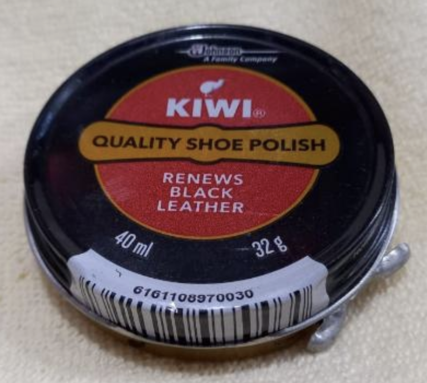 Kiwi Renews Black Leather 40 ml