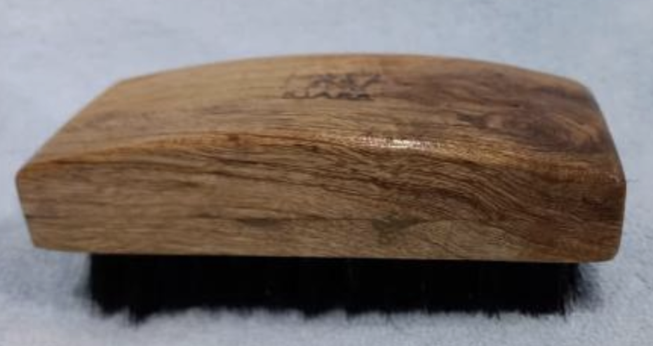 KIAKA Wooden Shoe Brush