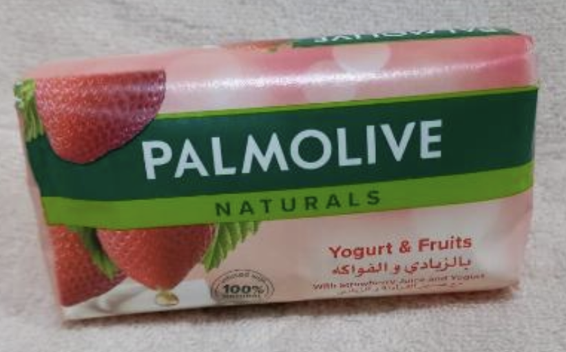PALMOLIVE Naturals Yogurt & Fruits with Strawberry Juice and Yogurt 175gr