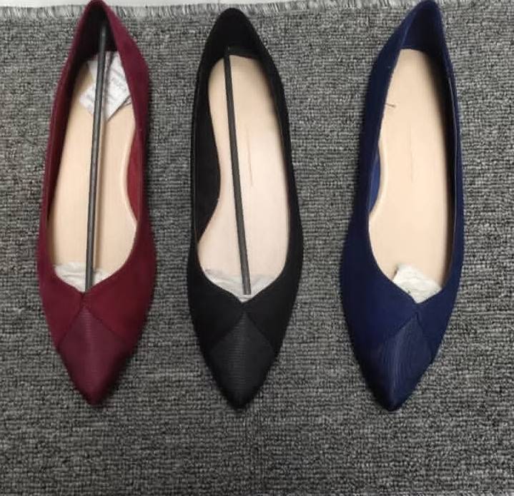 Pointed_toe flat shoes