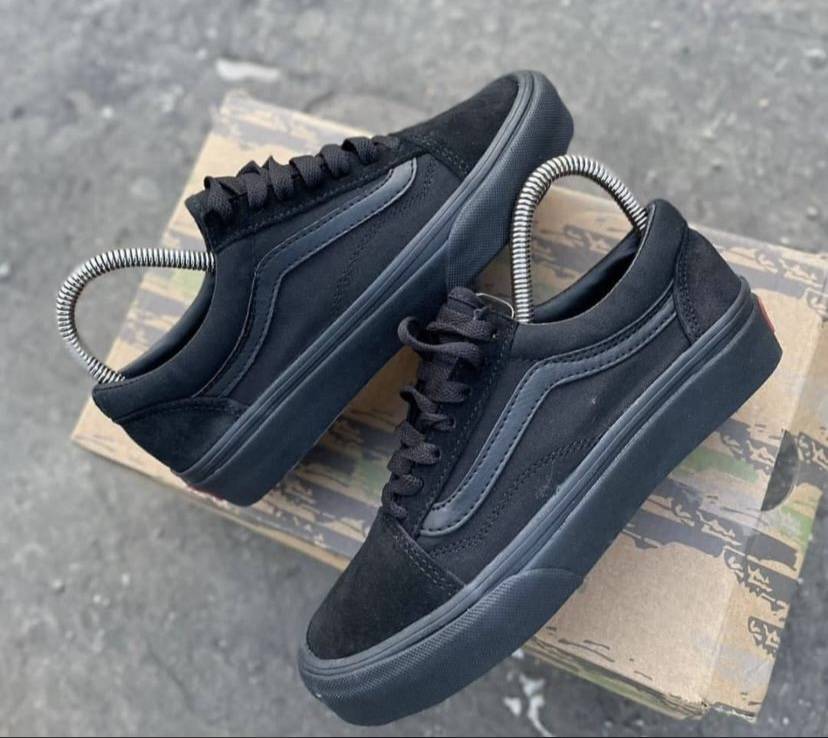Vans old school all black