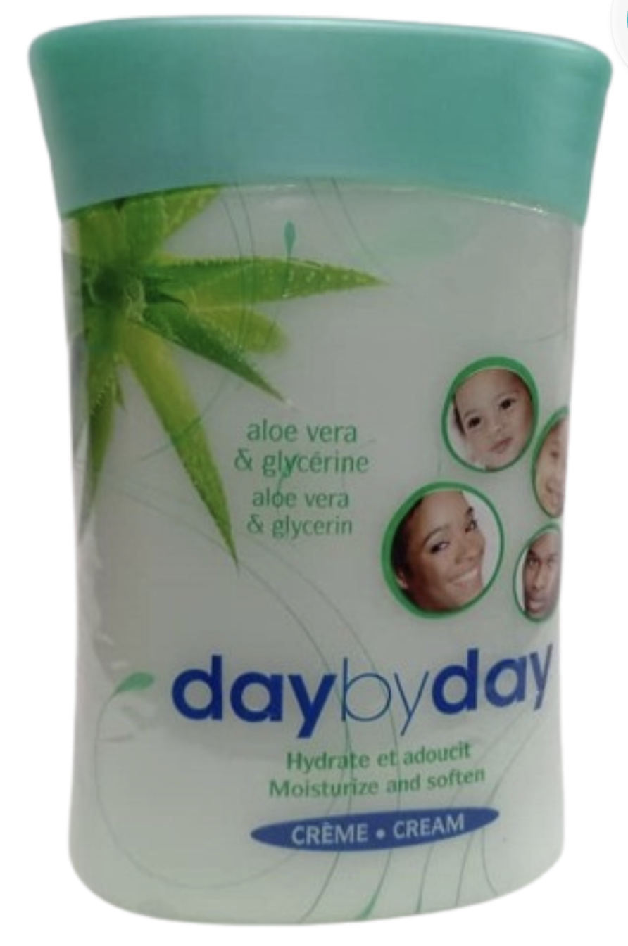 Daybyday Aloe Vera Moisturize and Soften Cream 400ml RWF