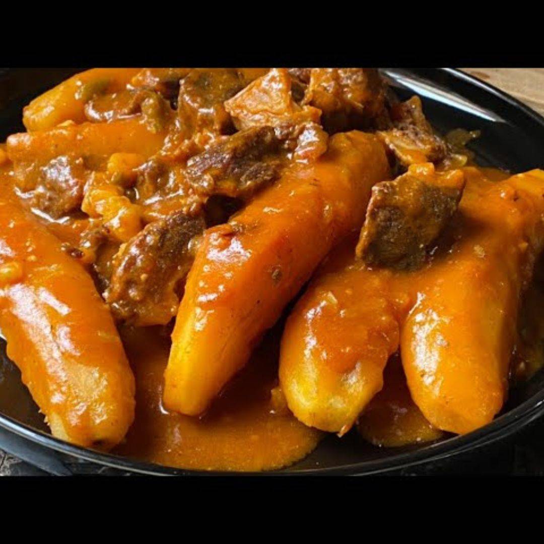 Katogo (irish patatoes, green banana, beef meat)