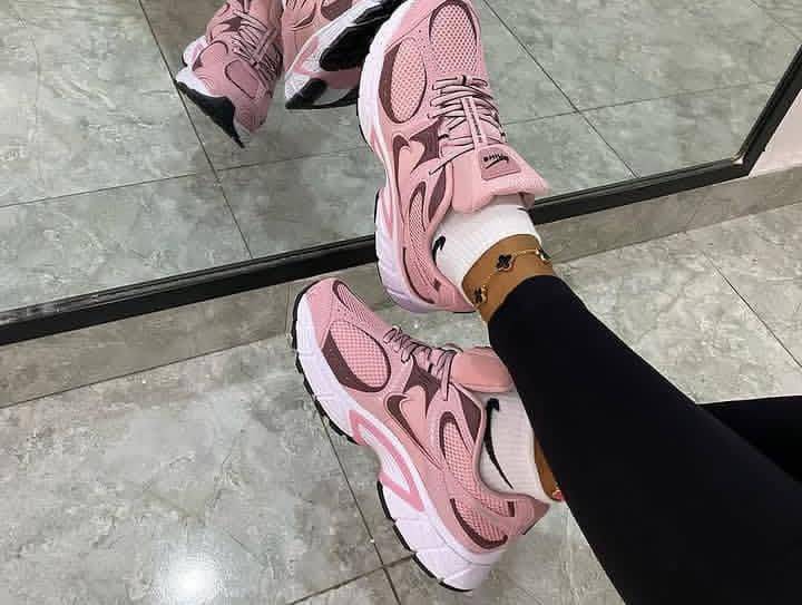 Nike v5 RNR